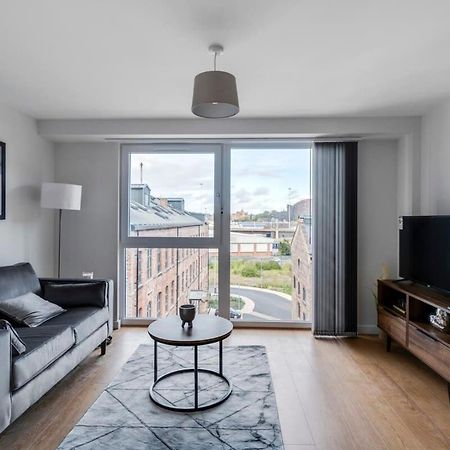 Spacious 1 Bedroom Apartment In A Converted Mill Leeds  Exteriér fotografie